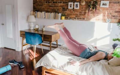 Achtsame Yoga Morgenroutine im Bett